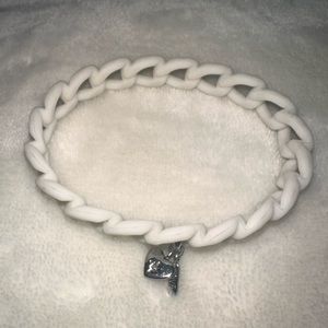 women’s fossil bracelet
